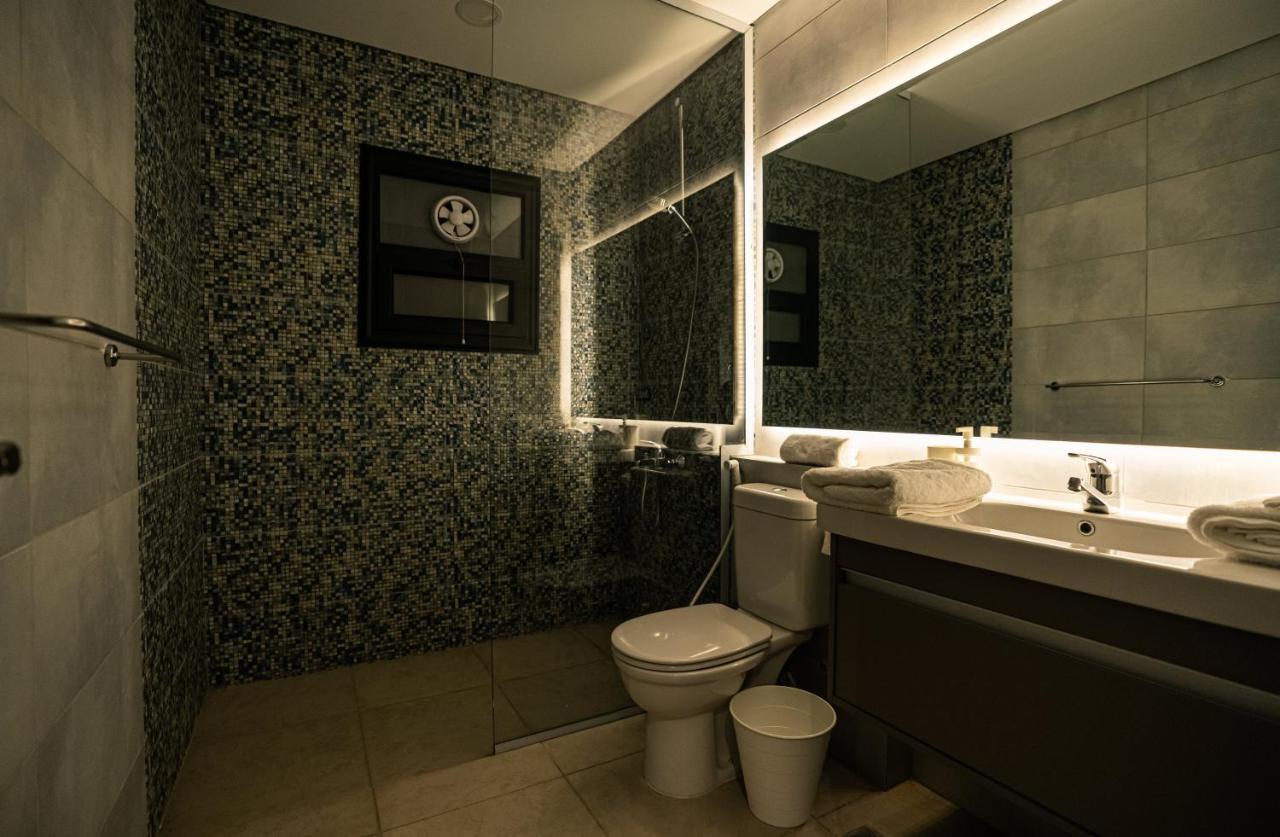 Travelholic Residence New Il Cairo Esterno foto