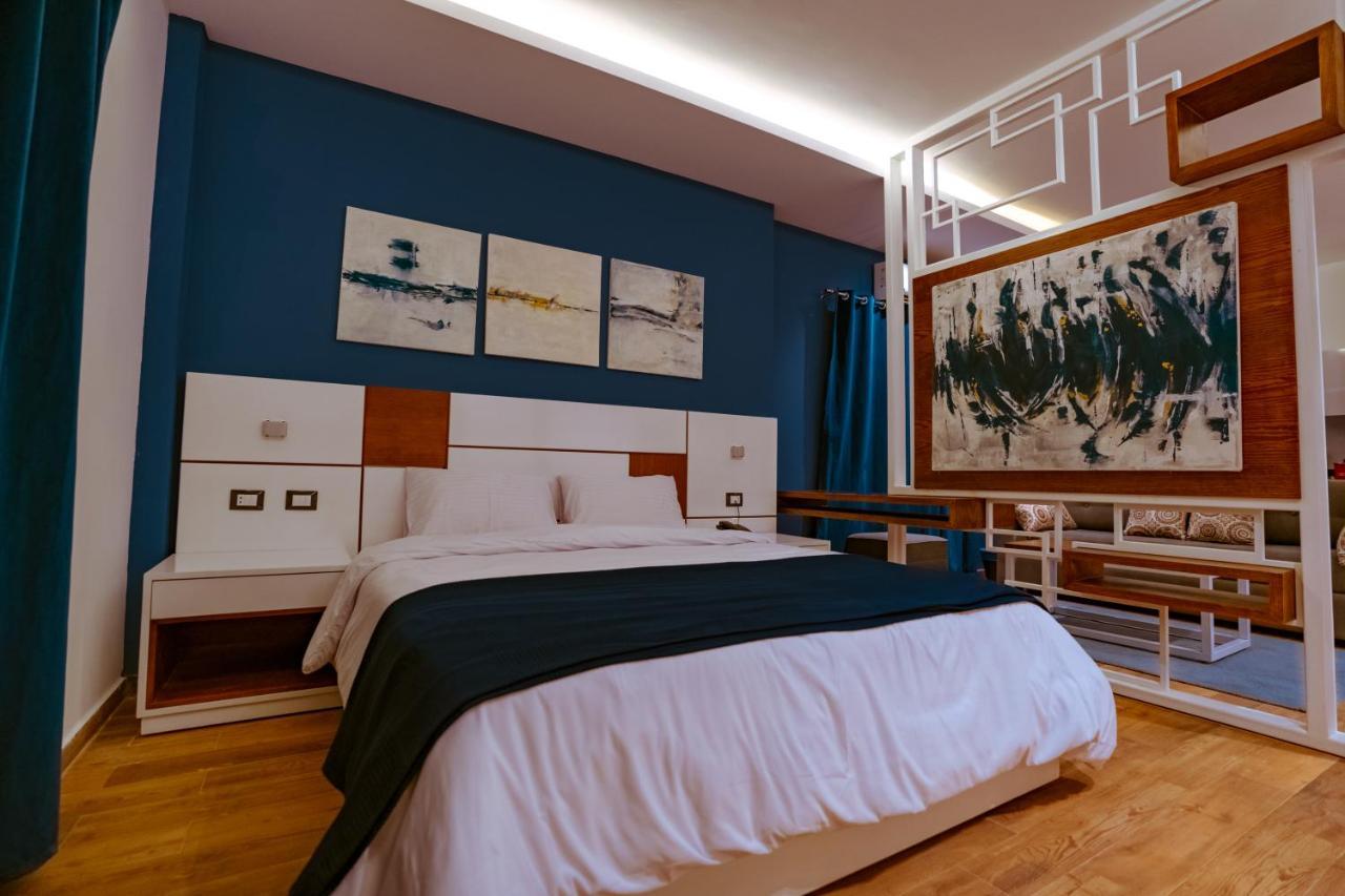 Travelholic Residence New Il Cairo Esterno foto
