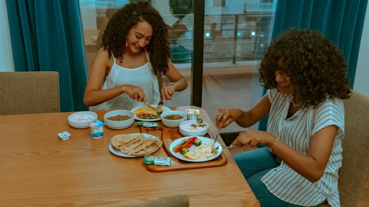 Travelholic Residence New Il Cairo Esterno foto