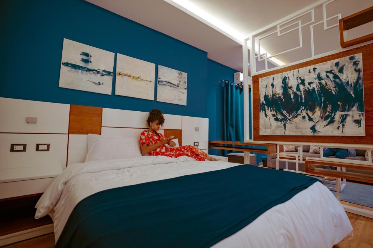 Travelholic Residence New Il Cairo Esterno foto